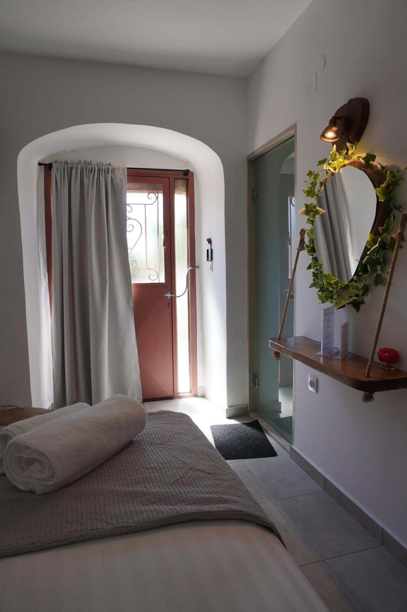 Elia Luxury Rooms Ареополис Экстерьер фото