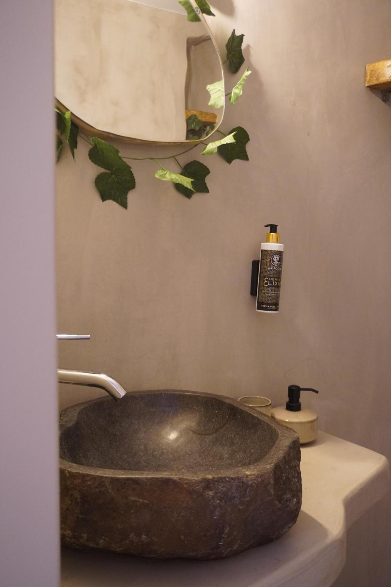 Elia Luxury Rooms Ареополис Экстерьер фото